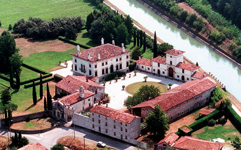 Esterno